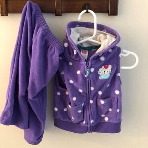 Girls Cupcake Hooded Vest & Sweat Pants (Carter's) - Size
12 Months